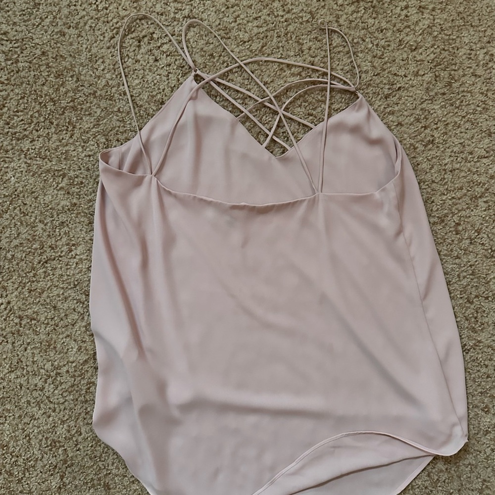 Express Tank Top - Picture 2 of 3